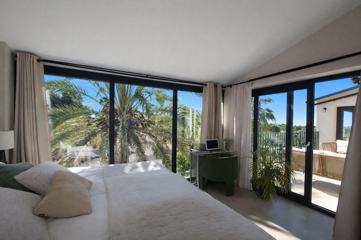 4 soverom Villa til salgs i Elviria - € 1 100 000 (Ref: 9677104)