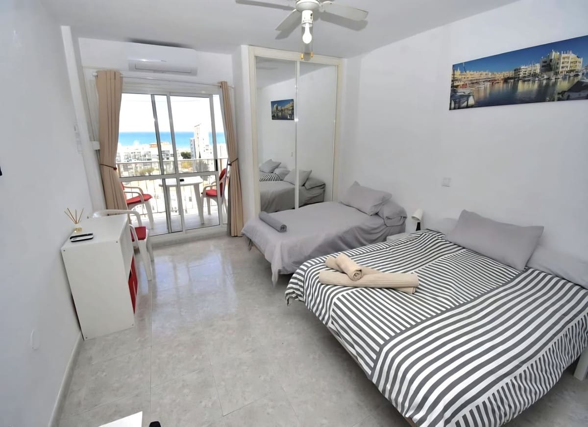 Apartment for sale in Arroyo de la Miel with pool - € 255,000 (Ref: 9679705)