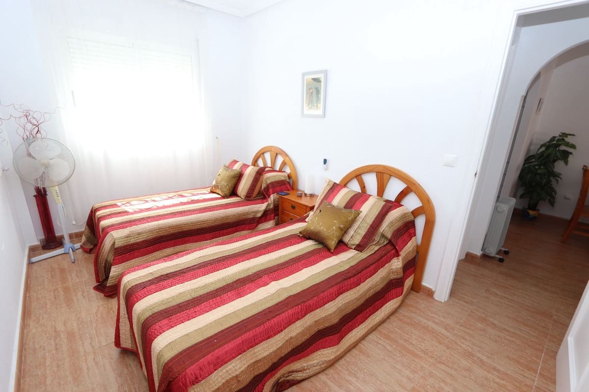 2 sypialnia Apartament na sprzedaż w Playa Flamenca z basenem - 159 995 € (Ref: 9679707)