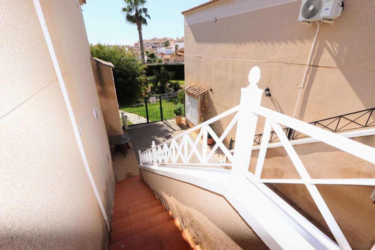 2 sypialnia Apartament na sprzedaż w Playa Flamenca z basenem - 159 995 € (Ref: 9679707)