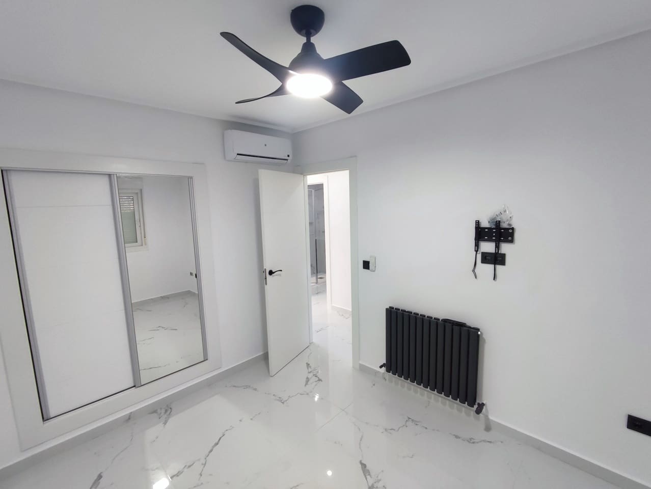 2 bedroom Apartment for sale in Avileses - € 235,000 (Ref: 9679712)