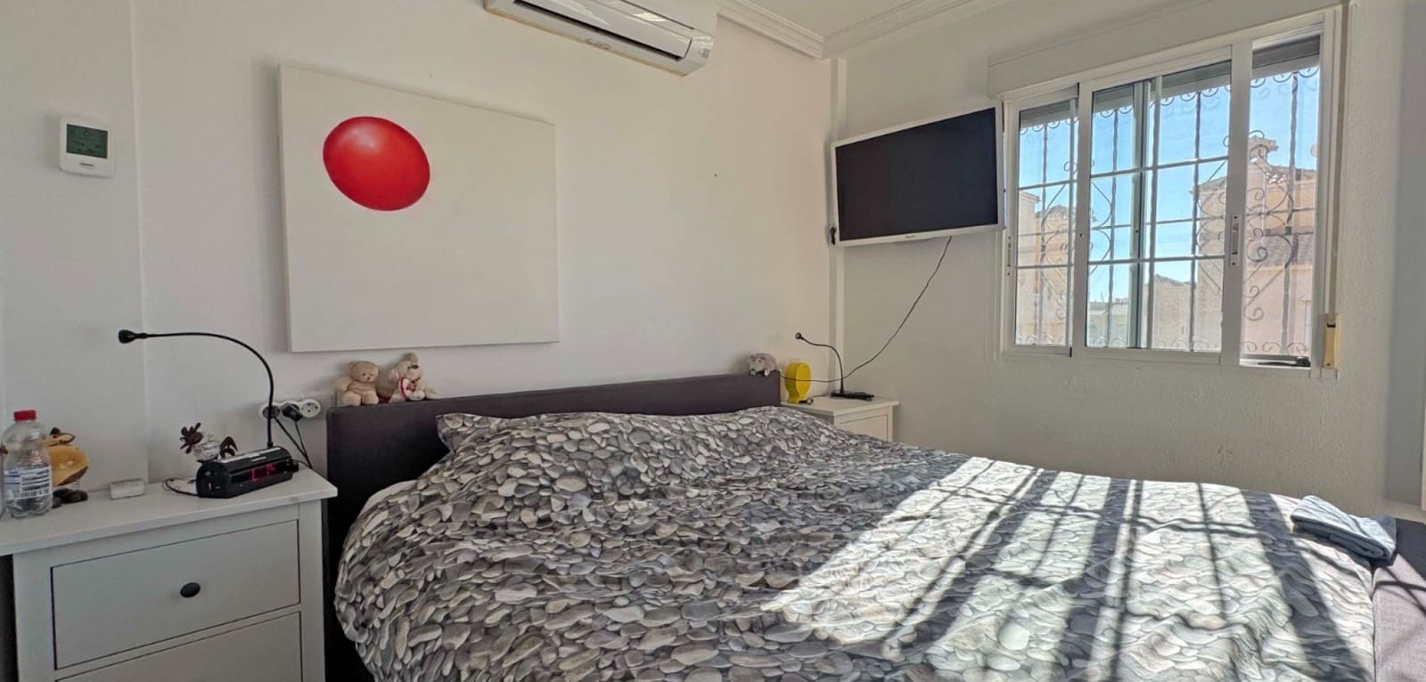 2 makuuhuone Omakotitalo myytävänä paikassa Orihuela Costa mukana uima-altaan - 289 900 € (Ref: 9679715)