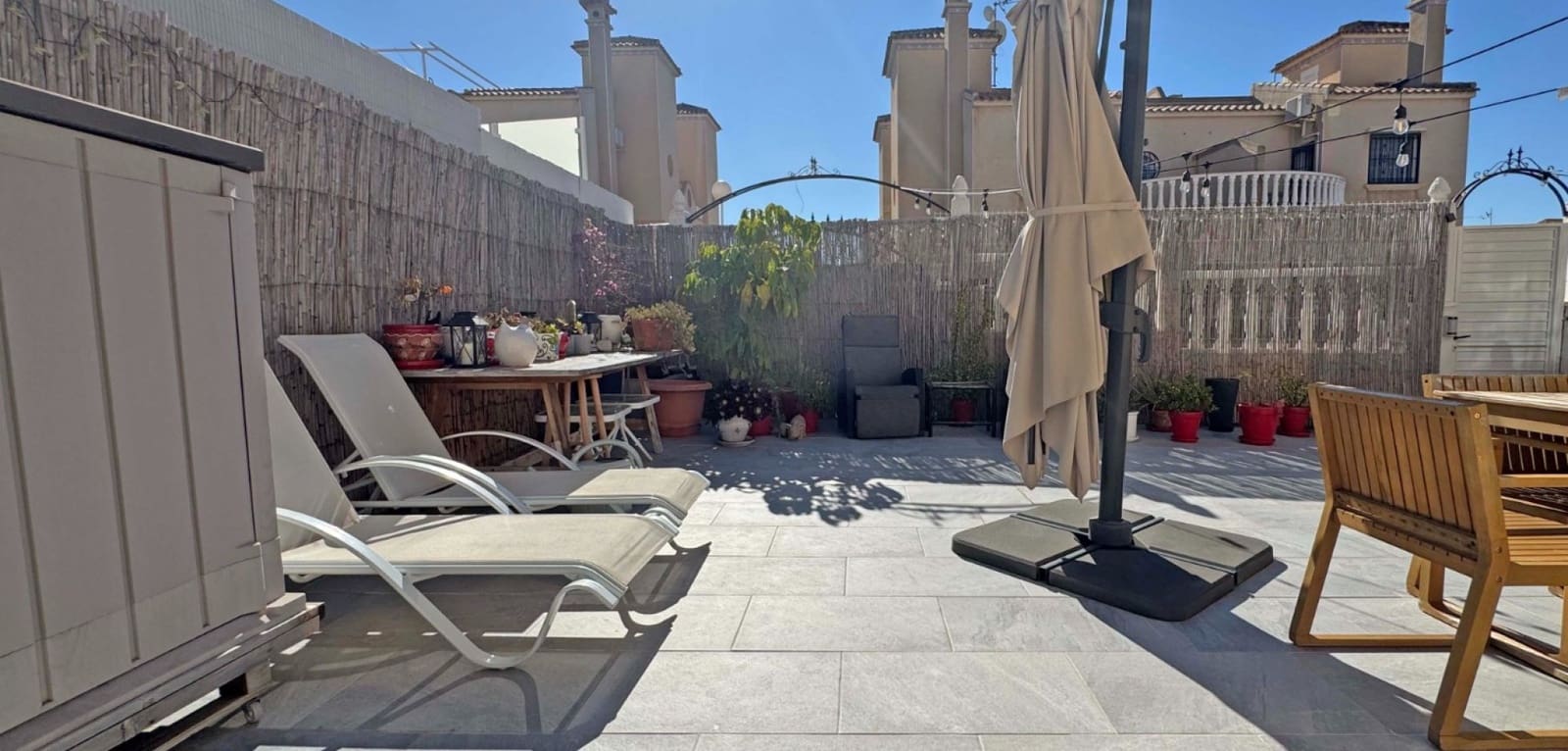 2 makuuhuone Omakotitalo myytävänä paikassa Orihuela Costa mukana uima-altaan - 289 900 € (Ref: 9679715)