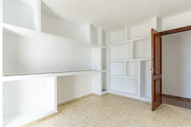 4 soveværelse Lejlighed til salg i San Luis de Sabinillas, Manilva med garage - € 329.000 (Ref: 9682439)