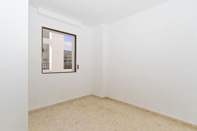 4 quarto Apartamento para venda em San Luis de Sabinillas, Manilva com garagem - 315 000 € (Ref: 9682439)