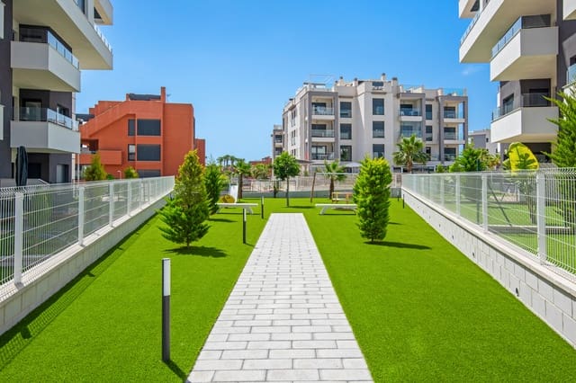 2 bedroom Penthouse for sale in Villamartin, Orihuela with garage - € 299,000 (Ref: 9683455)