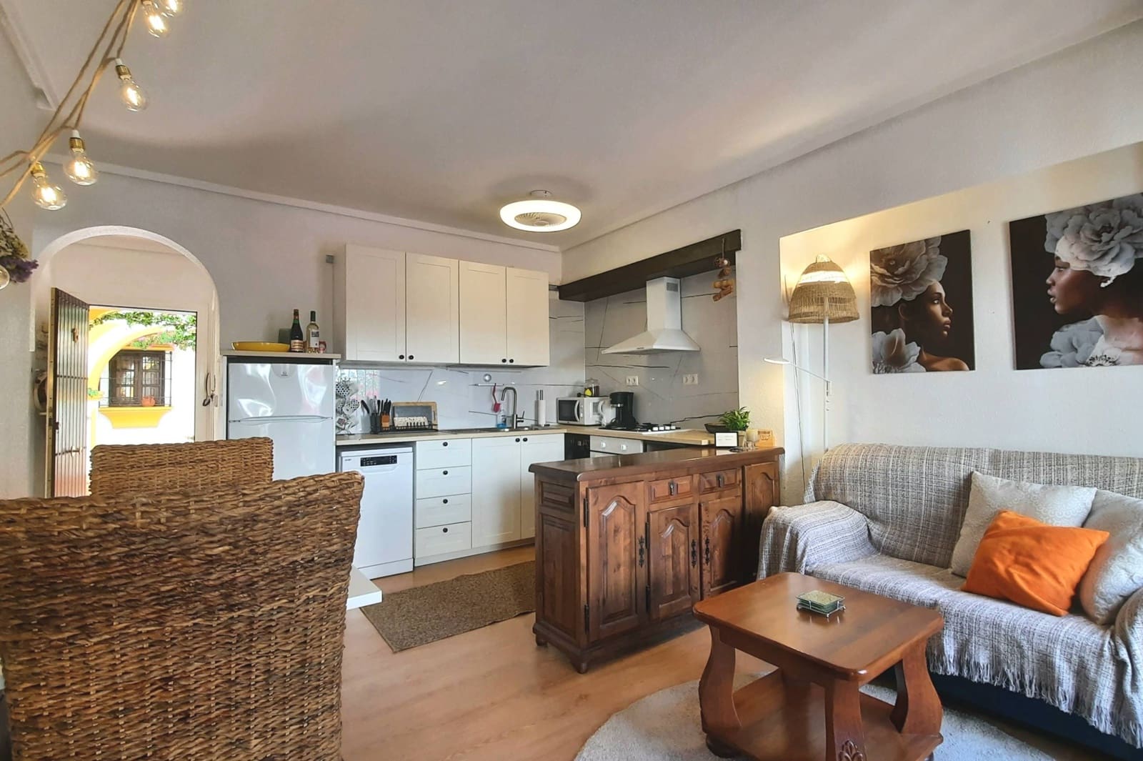 2 chambre Bungalow à vendre à Torrevieja avec piscine - 198 000 € (Ref: 9683456)