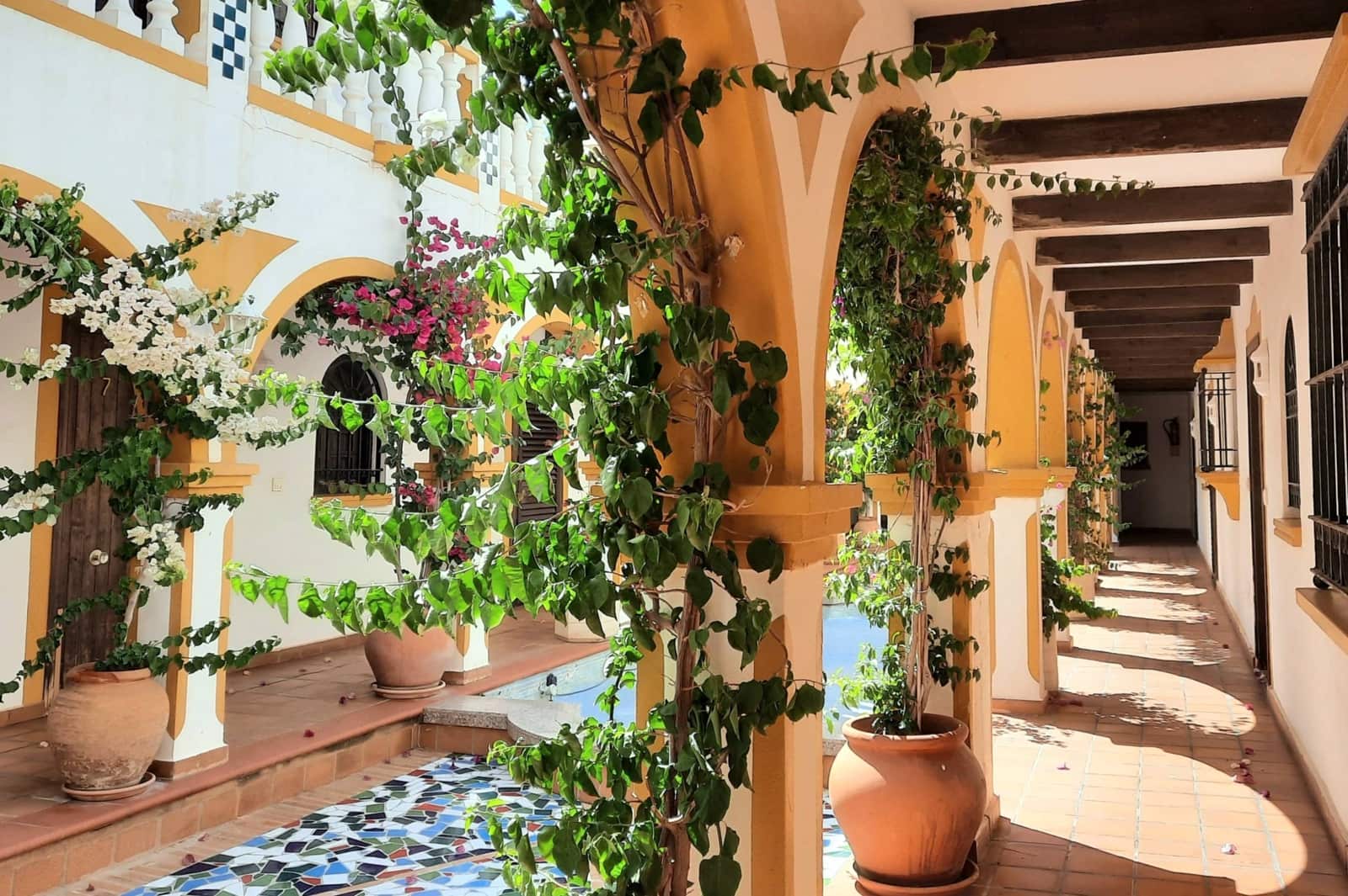 2 chambre Bungalow à vendre à Torrevieja avec piscine - 198 000 € (Ref: 9683456)