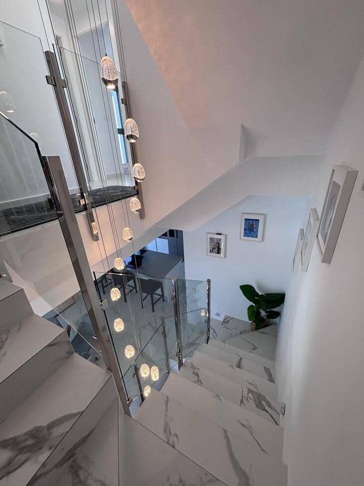 Chalet de 5 habitaciones en Villamartin en venta con piscina garaje - 595.000 € (Ref: 9686281)