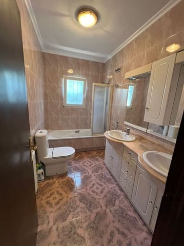 3 slaapkamer Villa te koop in La Zenia, Orihuela met zwembad garage - € 540.000 (Ref: 9686283)