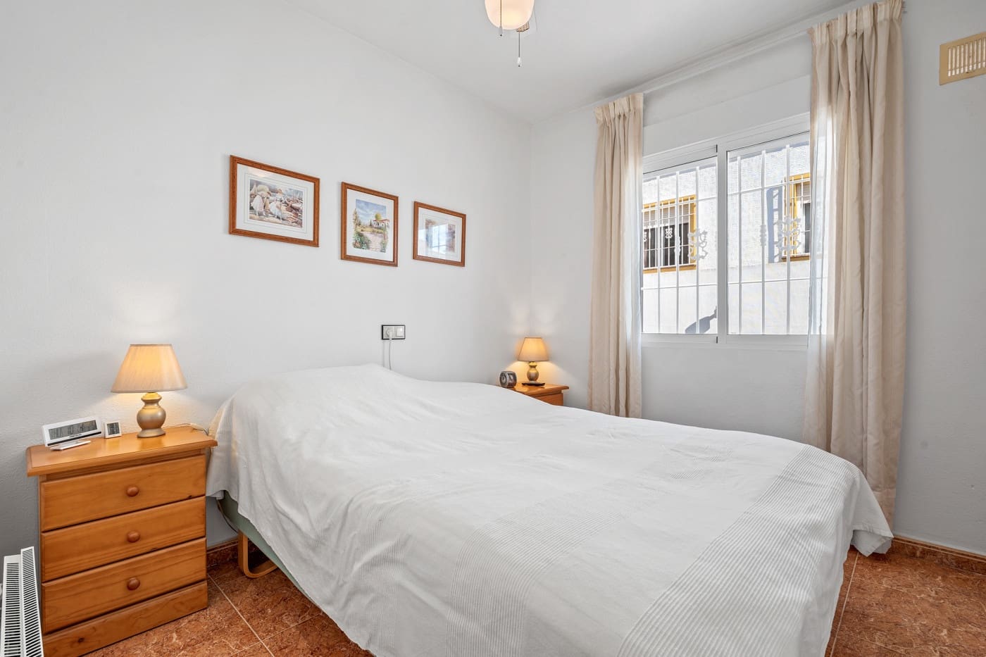 3 soverom Rekkehus til salgs i La Marina med svømmebasseng garasje - € 219 000 (Ref: 9686286)