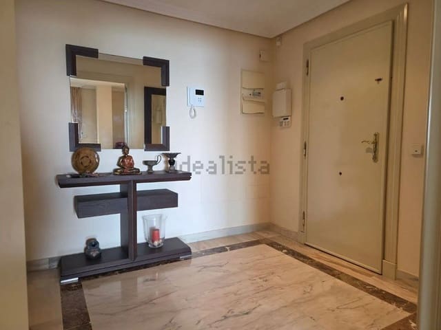 2 Zimmer Apartment zu verkaufen in La Reserva, Marbella mit Pool - 350.000 € (Ref: 9690404)