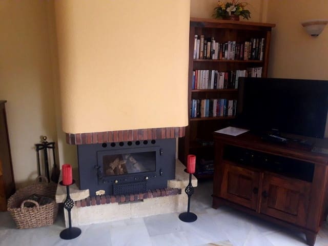 2 soverom Leilighet til salgs i La Reserva, Marbella med svømmebasseng - € 350 000 (Ref: 9690404)