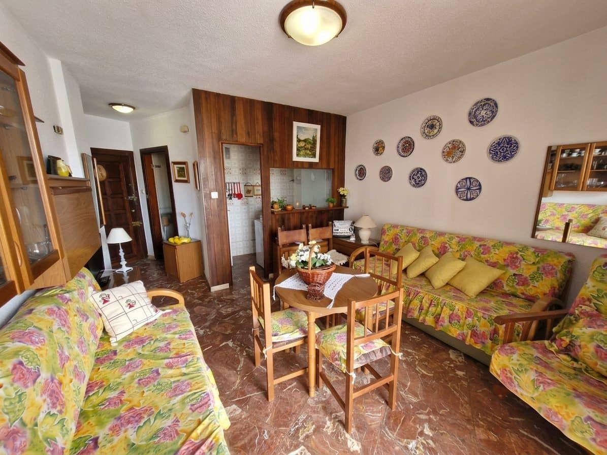Leilighet til salgs i Benalmadena med svømmebasseng - € 170 000 (Ref: 9690406)