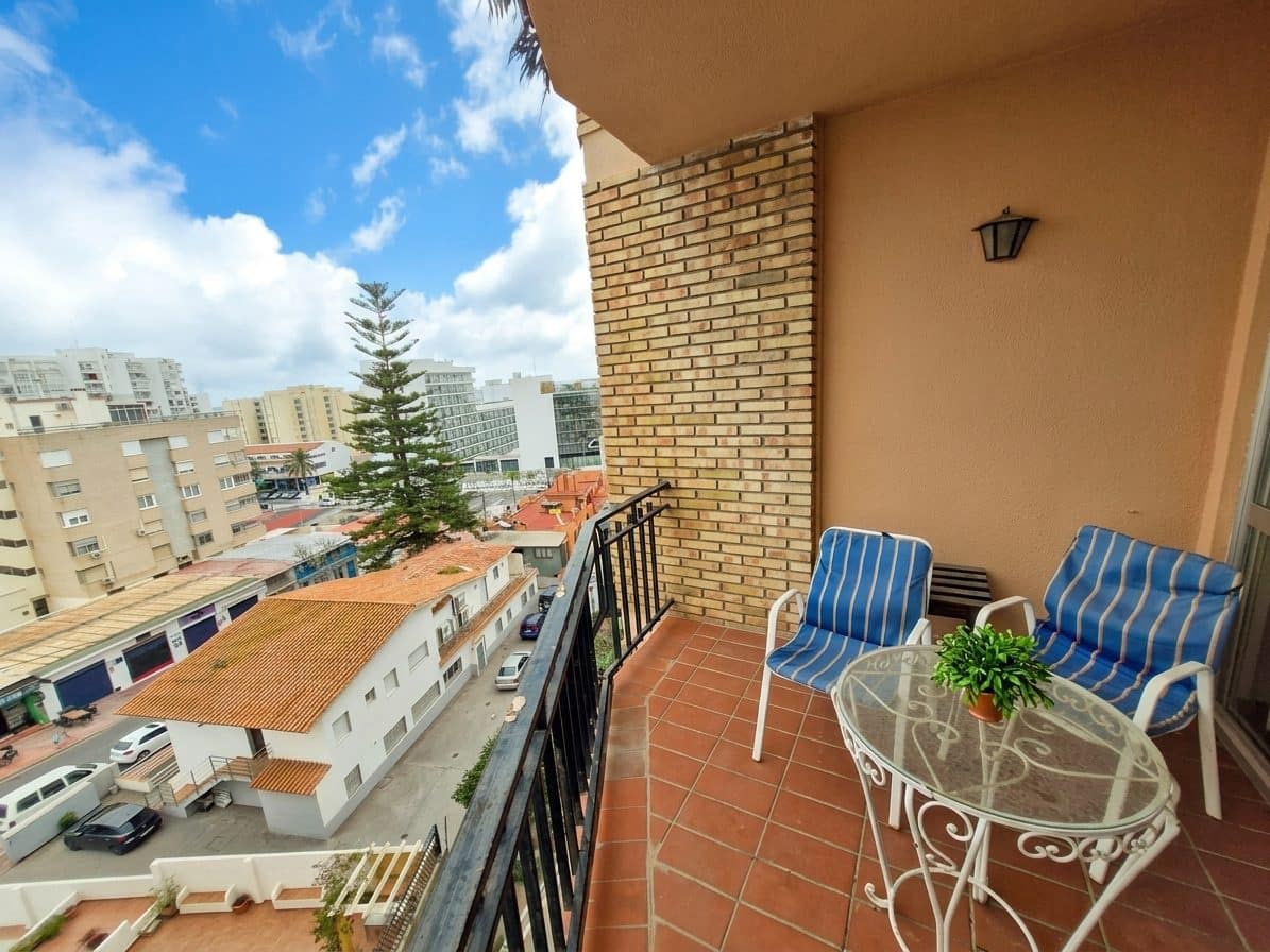 Appartement te koop in Benalmadena met zwembad - € 170.000 (Ref: 9690406)