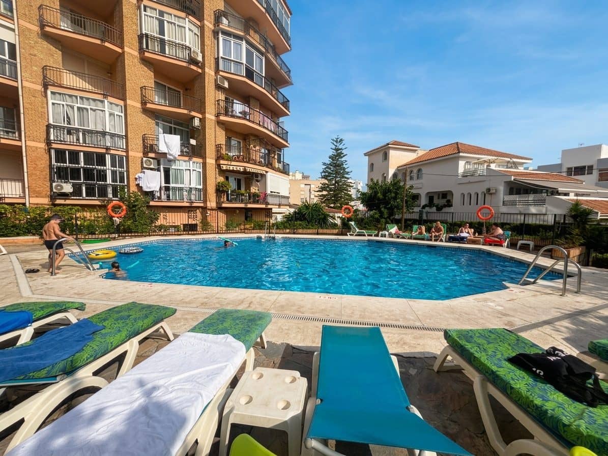 Apartamento en Benalmádena en venta con piscina - 170.000 € (Ref: 9690406)