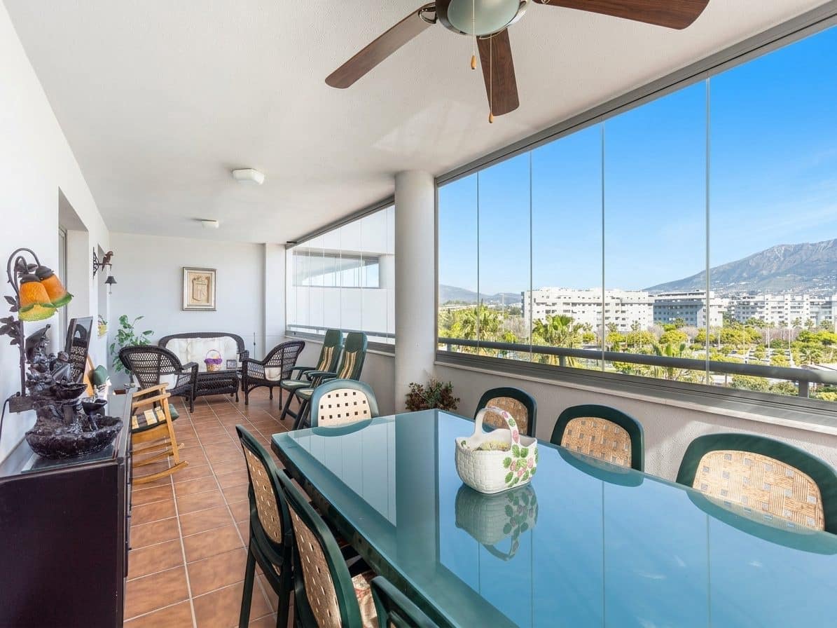 3 bedroom Apartment for sale in Mijas Costa with pool garage - € 600,000 (Ref: 9690411)