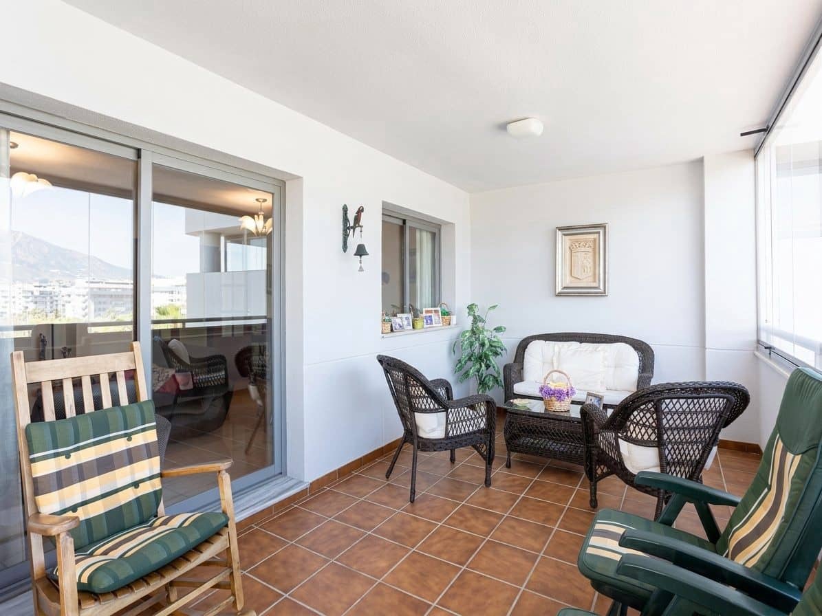 3 bedroom Apartment for sale in Mijas Costa with pool garage - € 600,000 (Ref: 9690411)