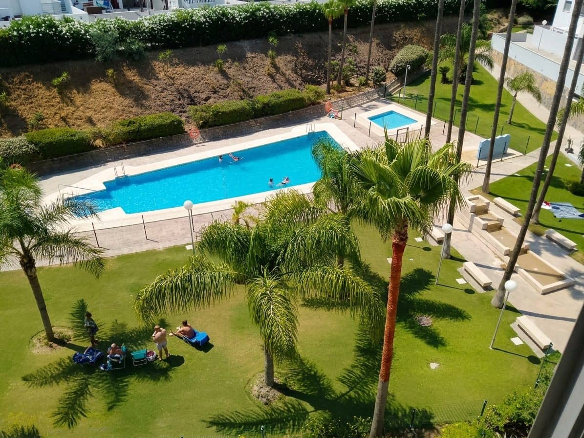 3 bedroom Apartment for sale in Mijas Costa with pool garage - € 600,000 (Ref: 9690411)