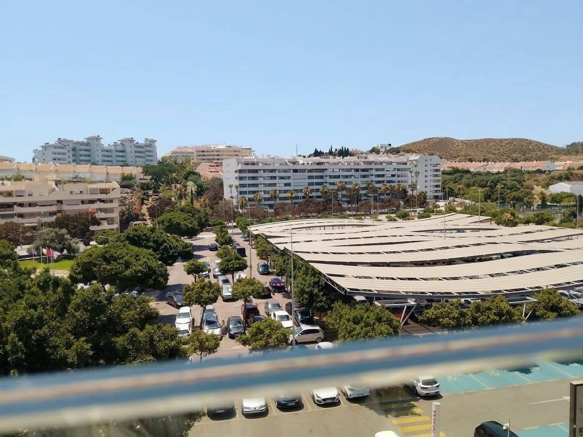 3 bedroom Apartment for sale in Mijas Costa with pool garage - € 600,000 (Ref: 9690411)