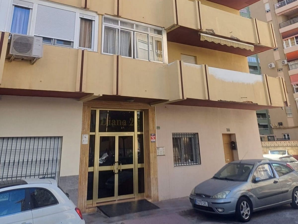 3 Zimmer Apartment zu verkaufen in Fuengirola mit Pool - 340.000 € (Ref: 9690412)