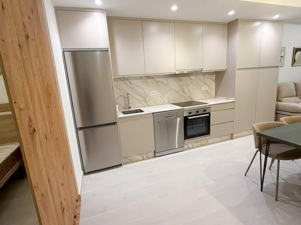 Lägenhet till salu i Torremolinos - 229 999 € (Ref: 9690413)