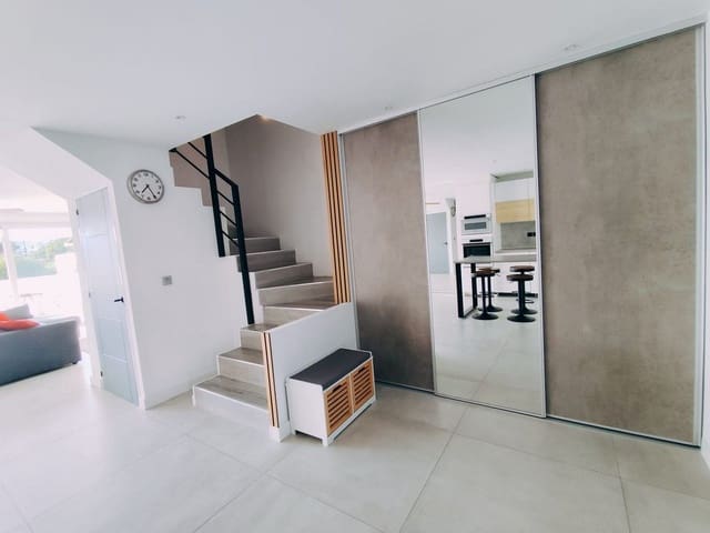 5 slaapkamer Huis te koop in El Faro de Calaburra - Chaparral, Mijas met zwembad garage - € 1.000.000 (Ref: 9690434)