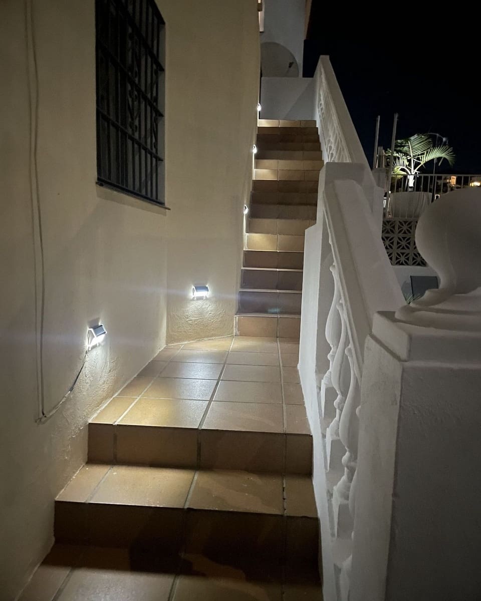 9 soveværelse Villa til salg i Fuengirola med swimmingpool garage - € 899.000 (Ref: 9690435)