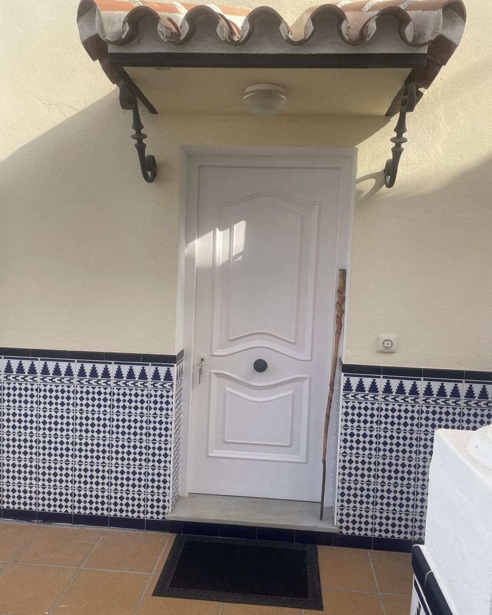 9 soveværelse Villa til salg i Fuengirola med swimmingpool garage - € 899.000 (Ref: 9690435)