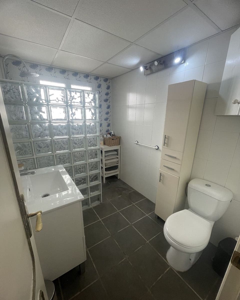 9 soveværelse Villa til salg i Fuengirola med swimmingpool garage - € 899.000 (Ref: 9690435)