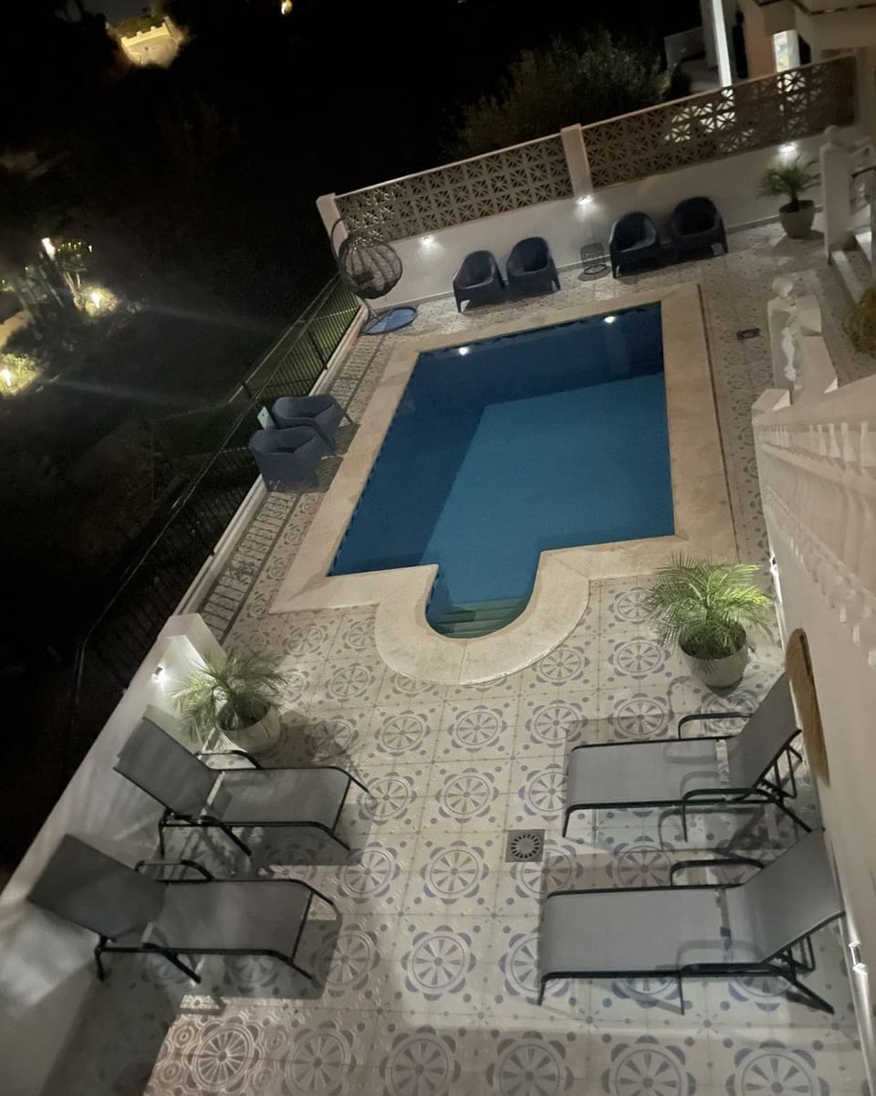 9 chambre Villa/Maison à vendre à Fuengirola avec piscine garage - 899 000 € (Ref: 9690435)