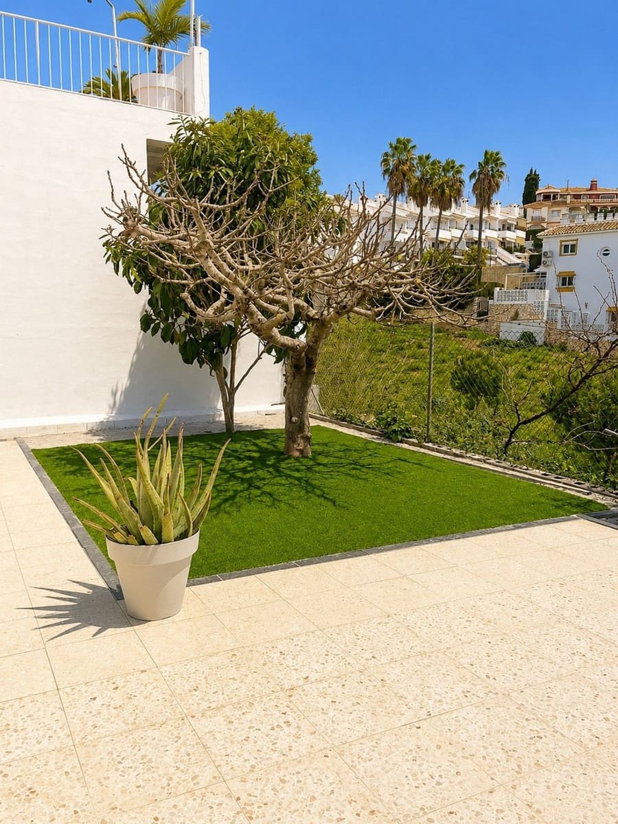 9 sypialnia Willa na sprzedaż w Fuengirola z basenem garażem - 850 000 € (Ref: 9690435)