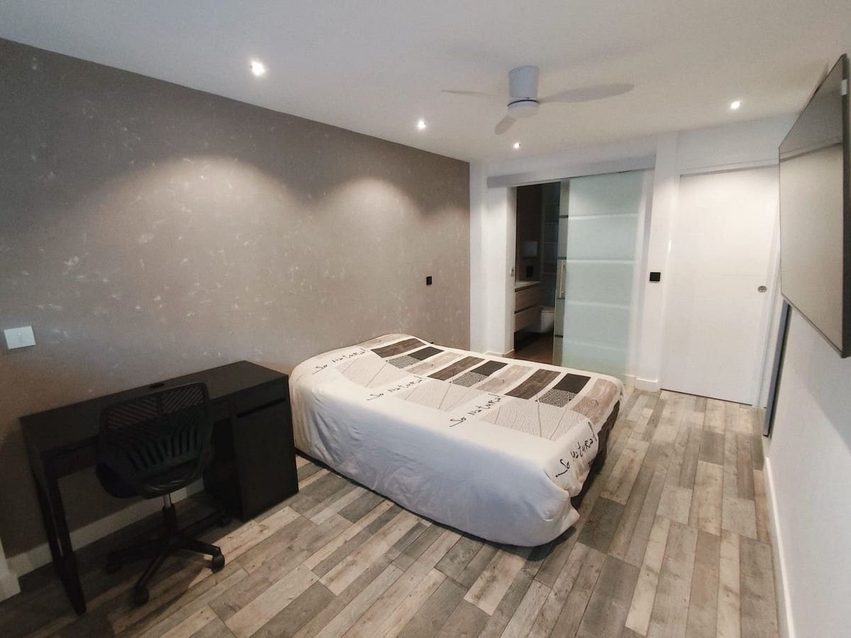 5 makuuhuone Rivitalo myytävänä paikassa Mijas Costa mukana uima-altaan 
autotalli - 1 000 000 € (Ref: 9690436)