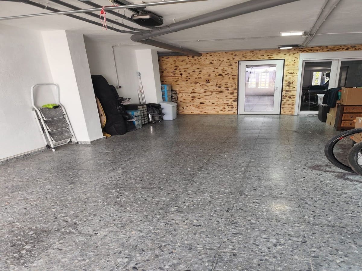 5 makuuhuone Rivitalo myytävänä paikassa Mijas Costa mukana uima-altaan 
autotalli - 1 000 000 € (Ref: 9690436)