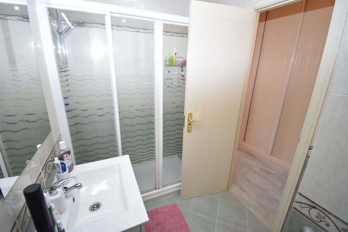 2 soveværelse Lejlighed til salg i Calahonda med swimmingpool - € 360.000 (Ref: 9695208)