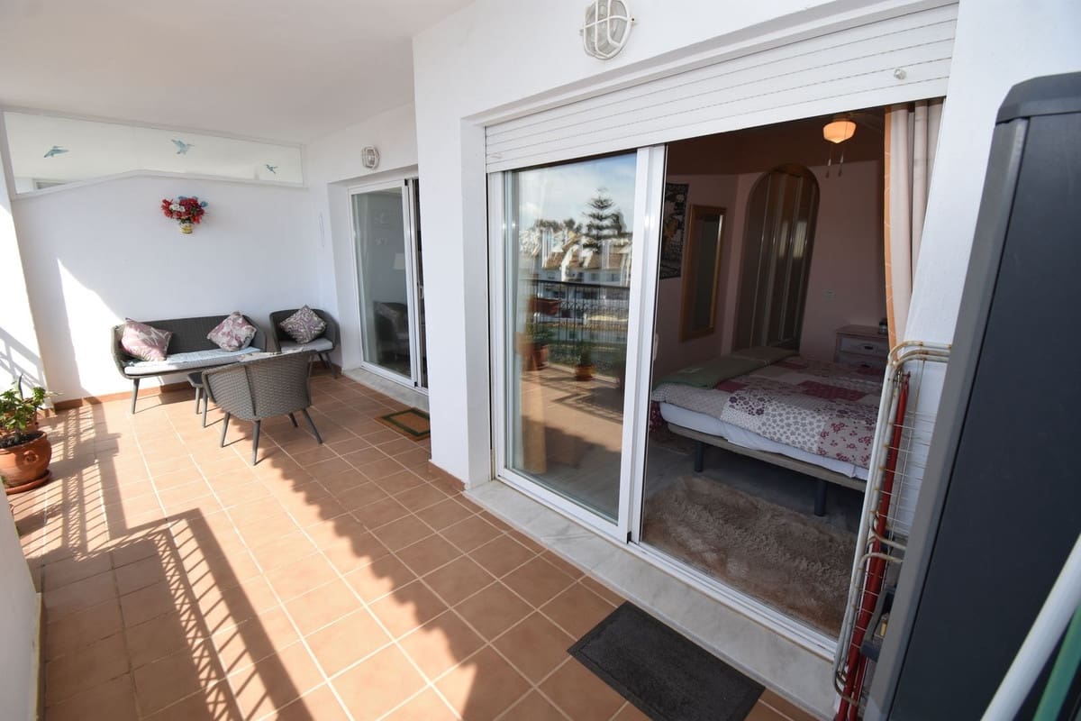 2 soveværelse Lejlighed til salg i Calahonda med swimmingpool - € 360.000 (Ref: 9695208)