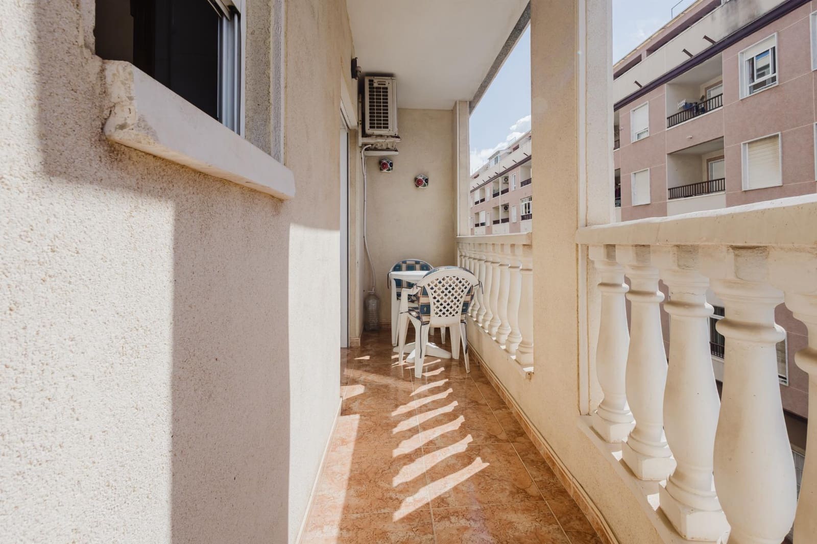 3 makuuhuone Huoneisto myytävänä paikassa Torrevieja - 154 000 € (Ref: 9695218)