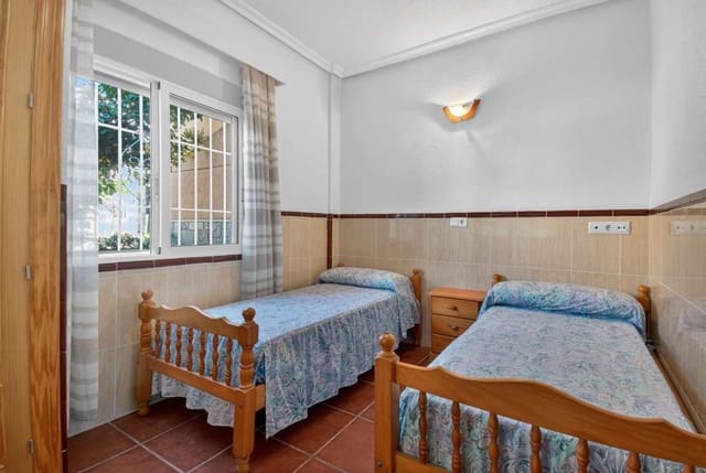5 sypialnia Willa na sprzedaż w Los Cuarteros, San Pedro del Pinatar z garażem - 299 990 € (Ref: 9695221)