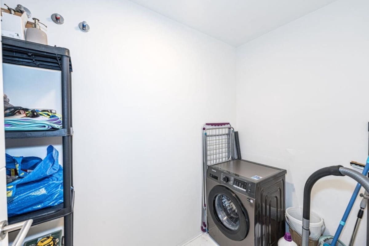 4 soveværelse Byhus til salg i Manilva med garage - € 799.000 (Ref: 9695227)