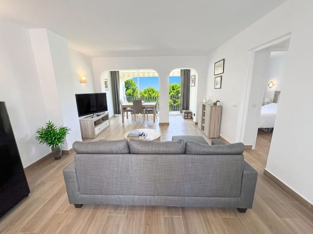 1 quarto Apartamento para venda em El Paraiso, Estepona com piscina - 249 500 € (Ref: 9698731)