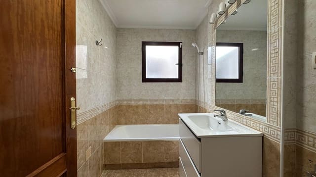 2 slaapkamer Appartement te koop in Aguamarina, Orihuela met zwembad - € 189.900 (Ref: 9698739)