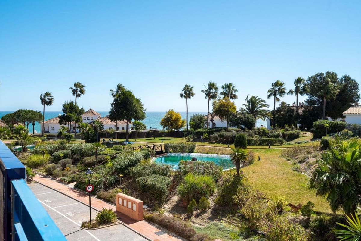2 chambre Appartement à vendre à La Duquesa / Puerto de la Duquesa avec piscine garage - 339 000 € (Ref: 9701493)