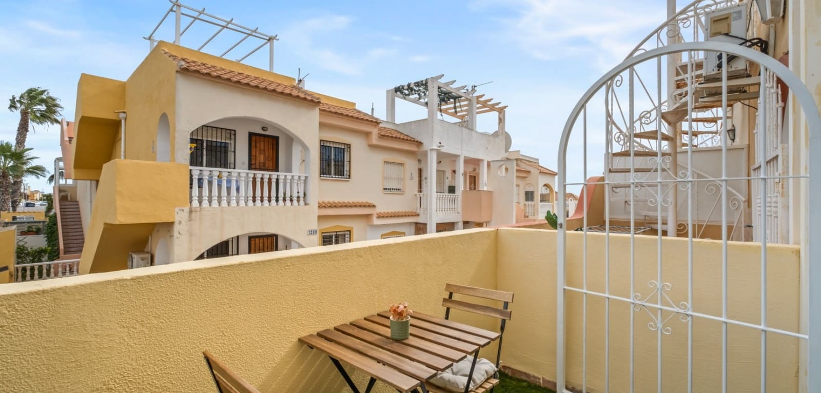 2 slaapkamer Huis te koop in Orihuela Costa met zwembad - € 205.000 (Ref: 9701498)