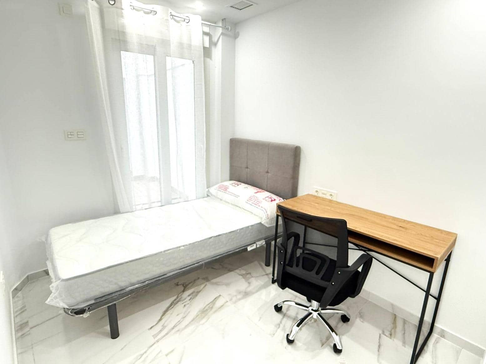 2 soveværelse Lejlighed til salg i Torrevieja - € 210.000 (Ref: 9704903)