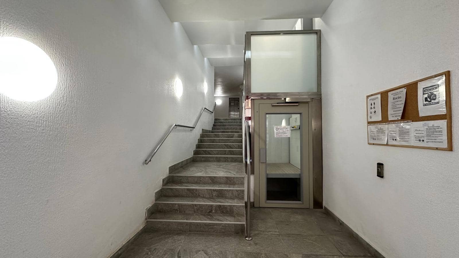 Apartamento de 3 habitaciones en Torrevieja en venta - 374.000 € (Ref: 9704906)