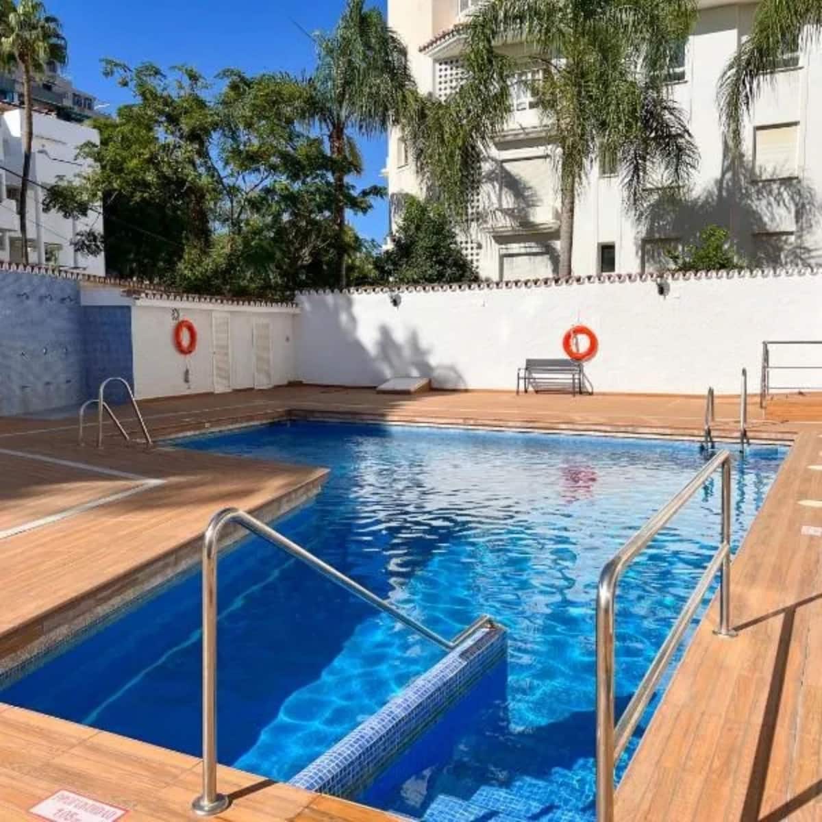 Huoneisto myytävänä paikassa Torremolinos mukana uima-altaan - 199 999 € (Ref: 9711861)