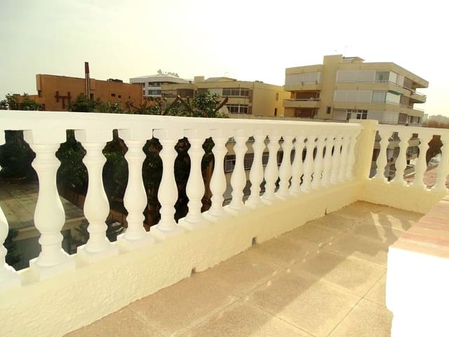 Leilighet til salgs i Torremolinos med svømmebasseng - € 225 500 (Ref: 9711862)