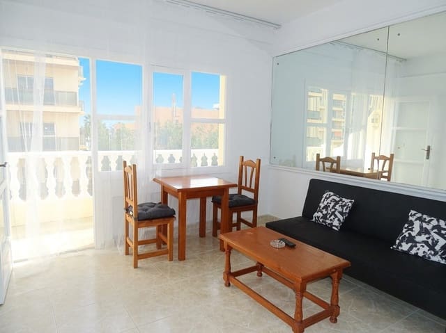 Lägenhet till salu i Torremolinos med pool - 225 500 € (Ref: 9711862)