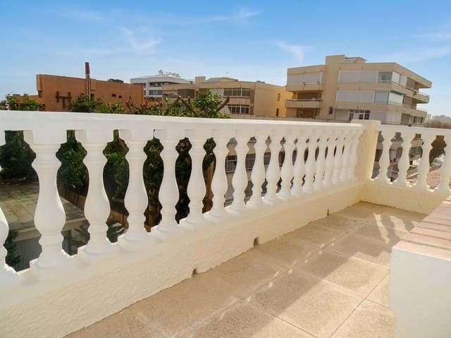 Lägenhet till salu i Torremolinos med pool - 225 500 € (Ref: 9711862)