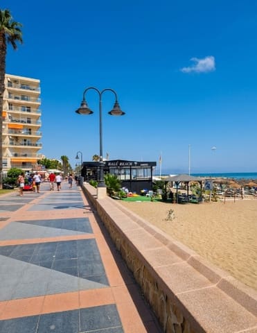 Lägenhet till salu i Torremolinos med pool - 225 500 € (Ref: 9711862)